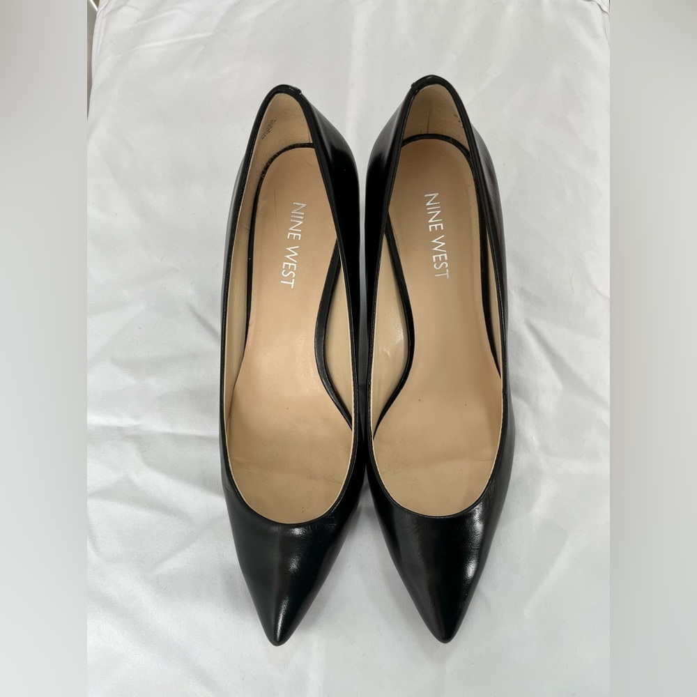 Black dress shoes - worn only once indoors